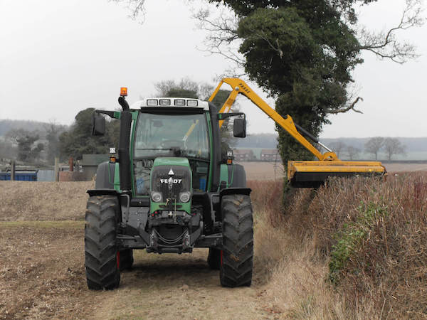 tractor hedge flail cutting