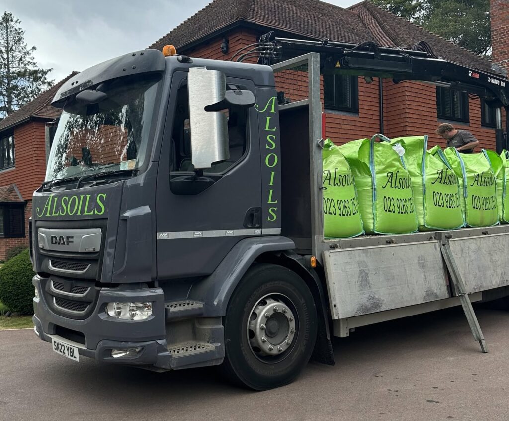 alsoils-local-delivery-van-loaded-with-topsoil